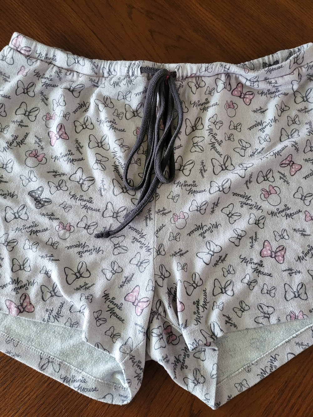 Disney Minnie Mouse Light Gray & Pink Lounge Shorts